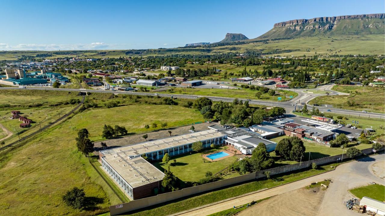 African Sky Harrismith Inn Extérieur photo
